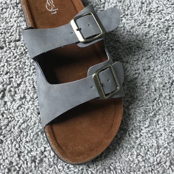 LAST 1🌵 graystrappy buckle slide on sandals brown - Picture 3 of 6